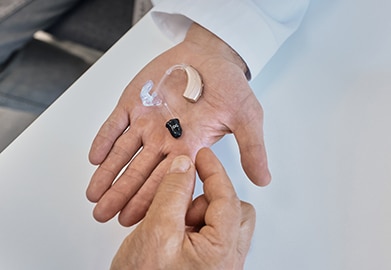 BTE vs ITE Hearing Aids: How to Choose the Right One for You